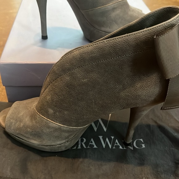 Vera Wang Granite Suede Leather Royce Peep Toe Bow  Platform Ankle Booties - Picture 5 of 12